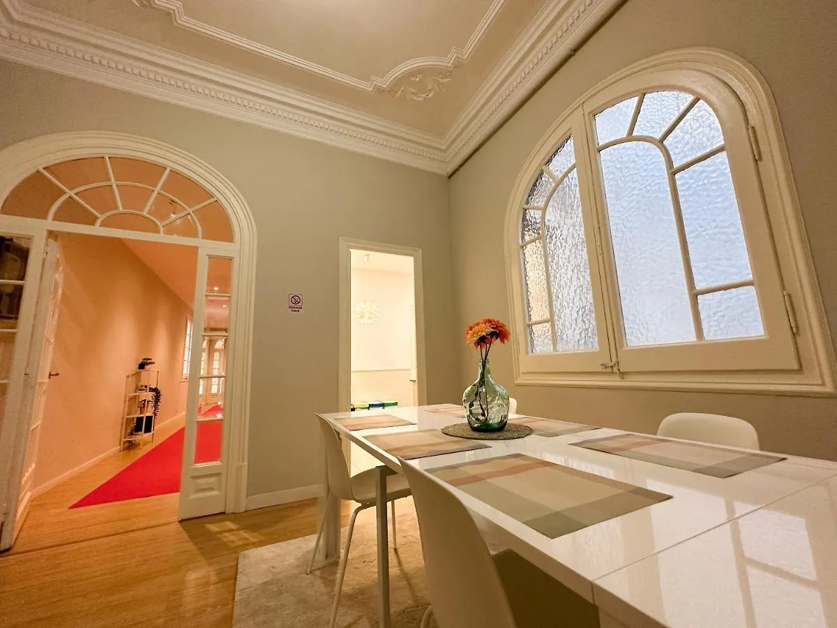 דירות Barcelona Casa Gaudi 0*,  ספרד